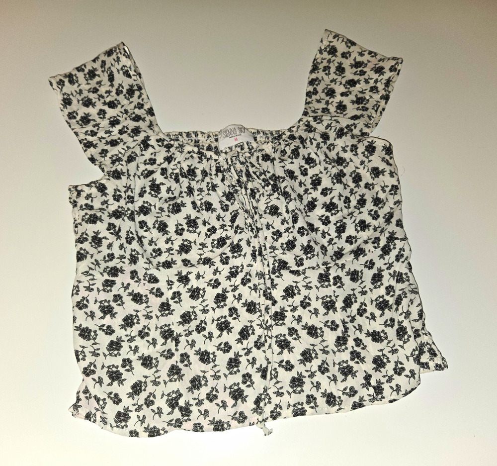 Sienna Sky Womens Medium Floral Blouse Black Cream Smocked Tie Front Puff Sleeve